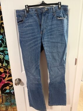 Classic  Dockers Blue Men’s Jeans - Comfortable Everyday Denim